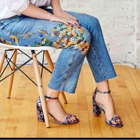 Jessica Simpson JP Monroe Sandals Size 9 Strappy Floral Metallic - Picture 1 of 8